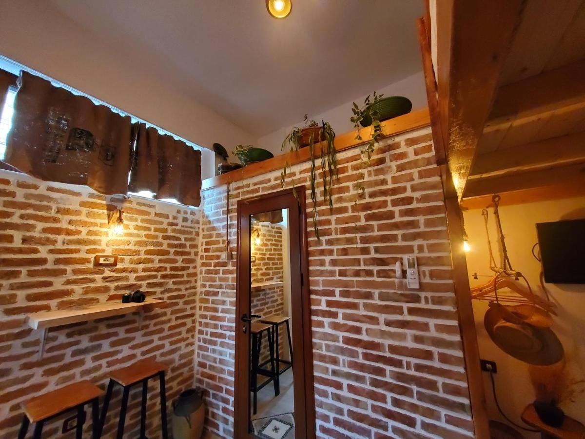 Relax Inn Корча Экстерьер фото